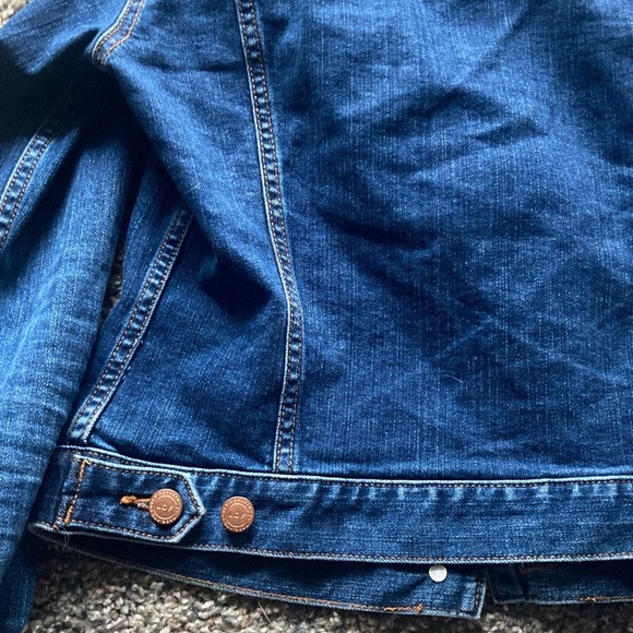 LOFT denim Jacket - Picture 4 of 5